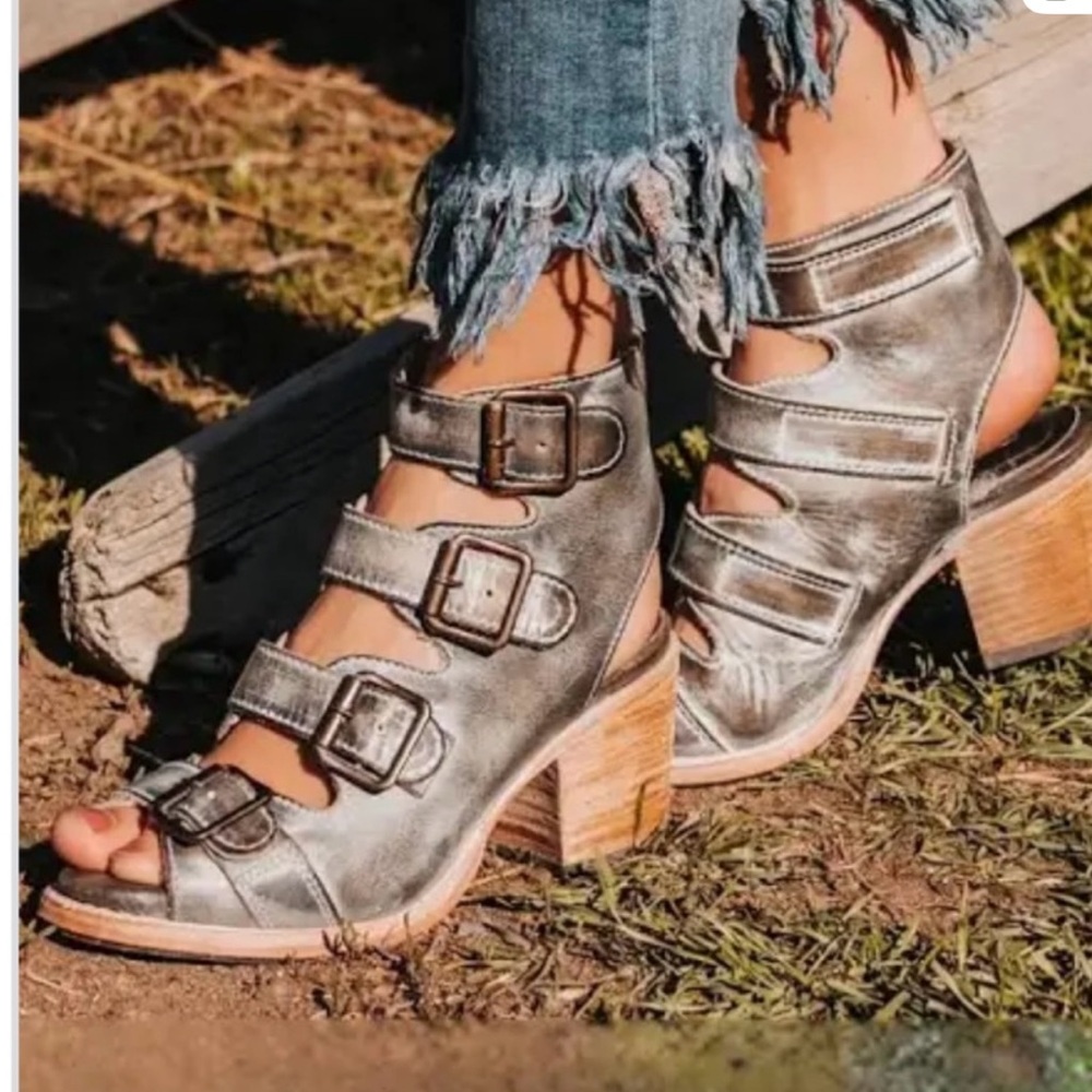 Freebird sandal. Size 9. Distressed. Quail. Like new.